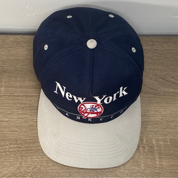 47 Brand New York Yankee’s Baseball Hat Mens Dark Blue Gray White Red Snap Cap - Picture 3 of 16